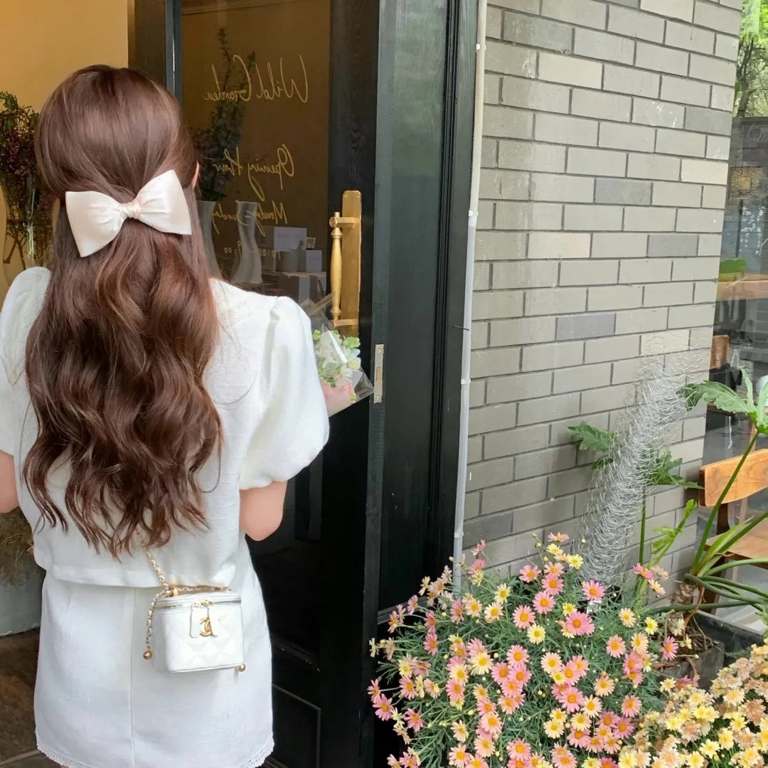 妮娜的所有